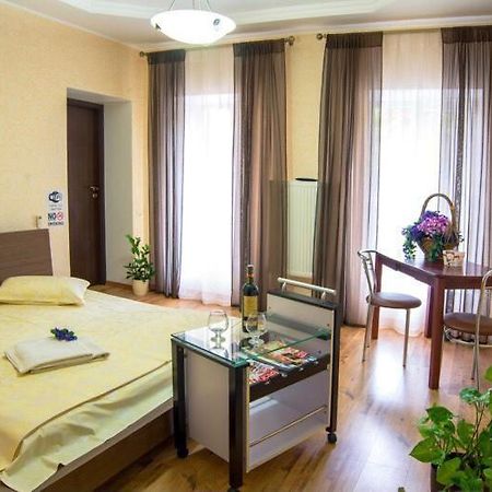 Deribasovskaya Suit Odessa Luaran gambar
